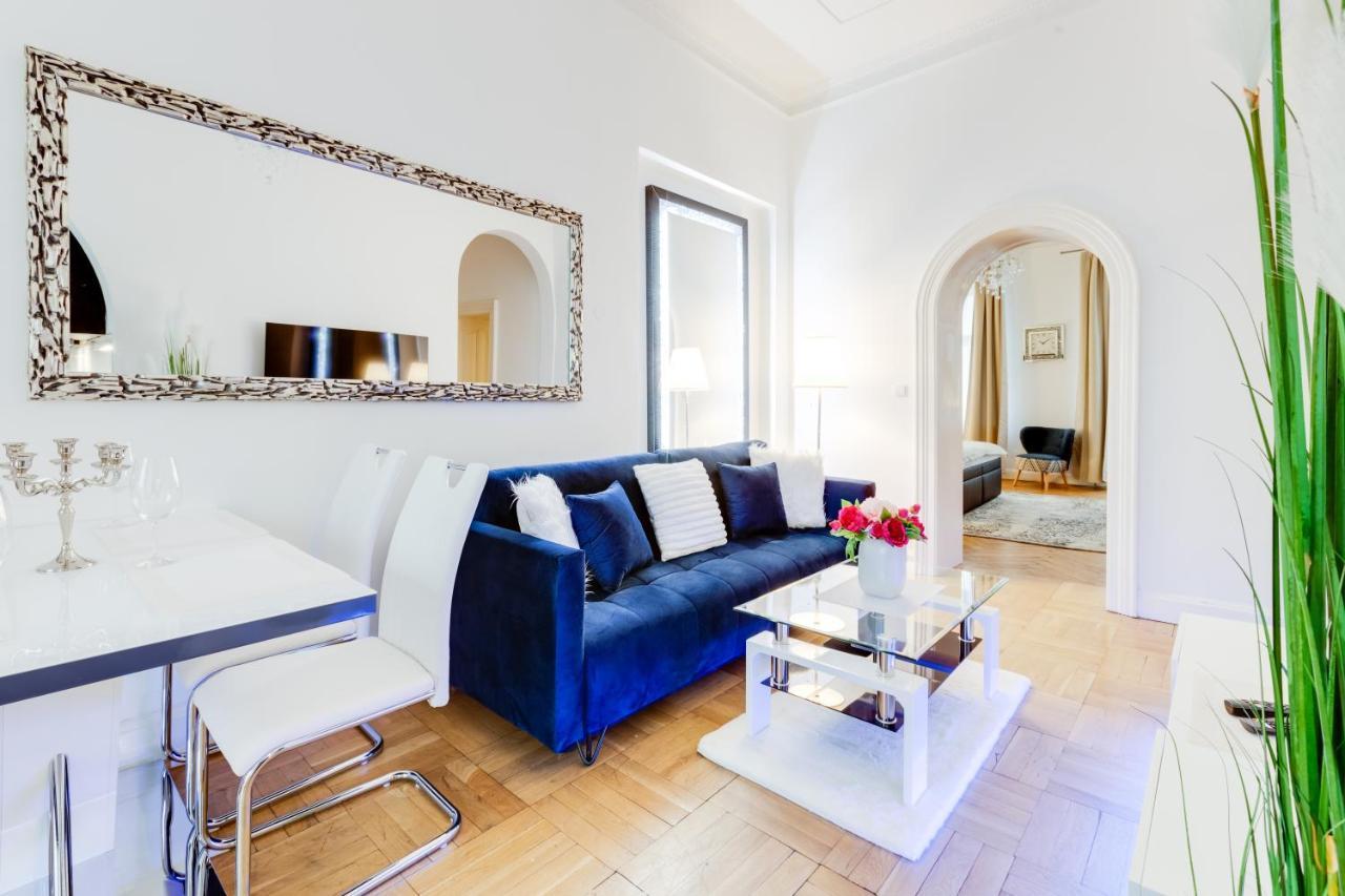 Wenceslass Square Royal Residence Apartments ปราก ภายนอก รูปภาพ