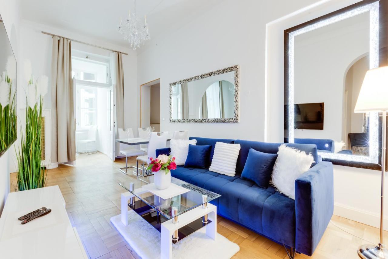 Wenceslass Square Royal Residence Apartments ปราก ภายนอก รูปภาพ